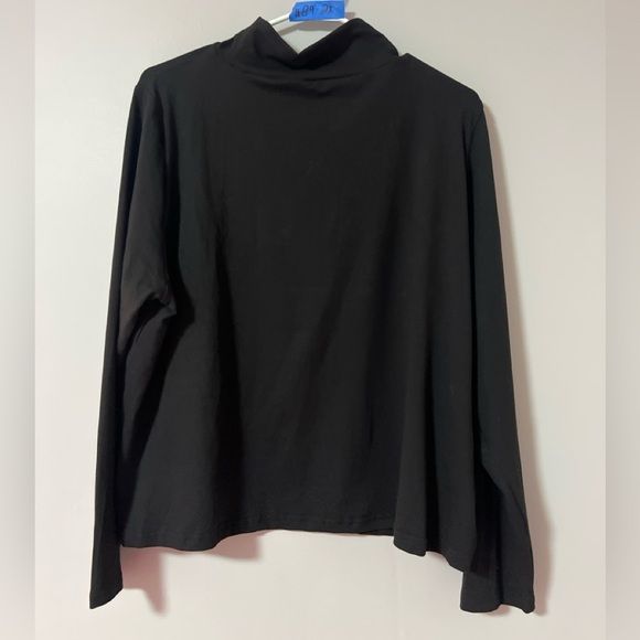 89. Cozy and Chic effortless everyday confidence - Picture 2 of 4